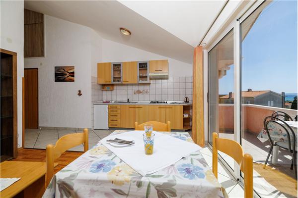Apartment A2, for 6 persons