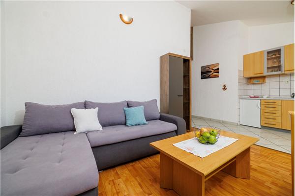 Apartment A2, for 6 persons