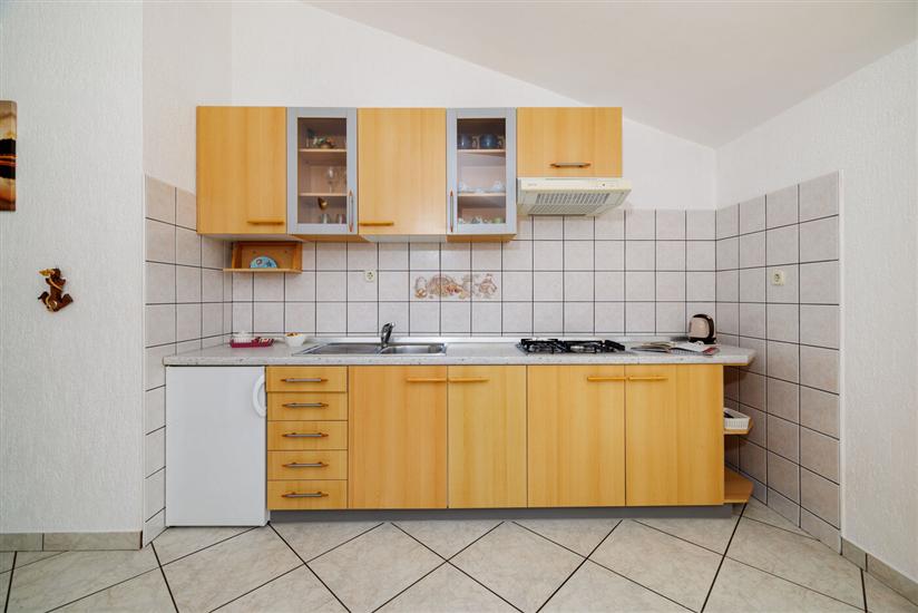 Apartment A2, for 6 persons