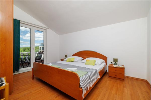 Apartment A2, for 6 persons