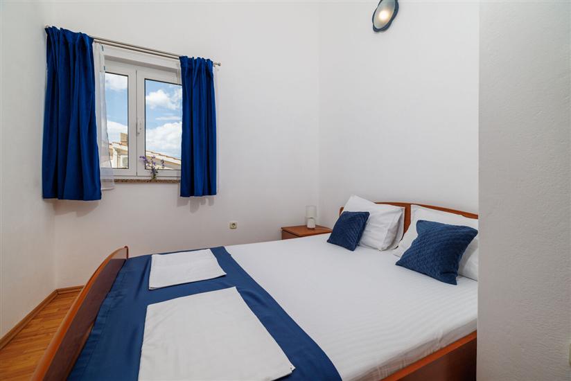 Apartment A2, for 6 persons