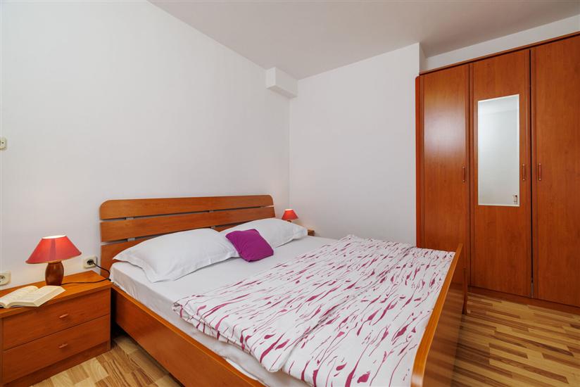 Apartment A4, for 6 persons