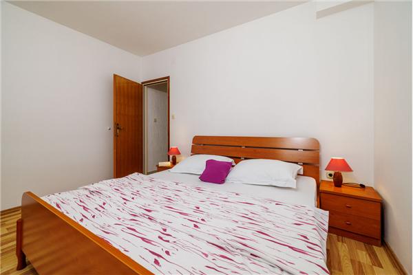 Apartment A4, for 6 persons