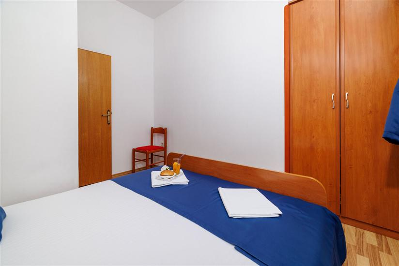 Apartment A4, for 6 persons