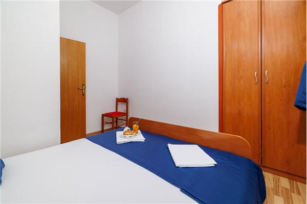 Apartment A4, for 6 persons