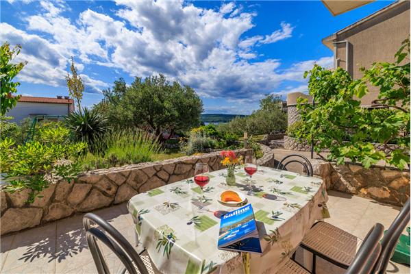 Apartment A4, for 6 persons