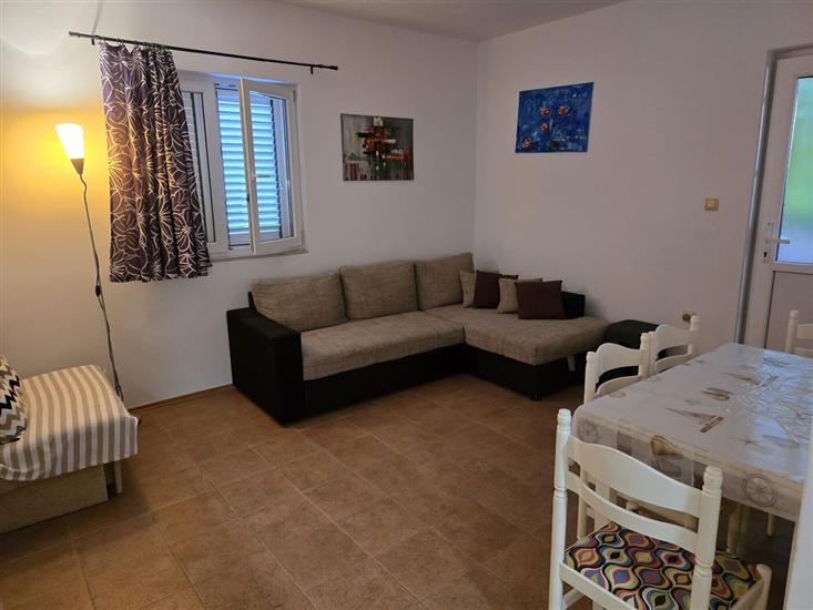 Apartment A1, for 3 persons