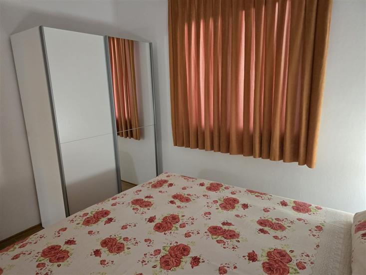 Apartment A1, for 3 persons