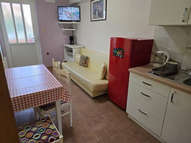 Apartment A4, for 3 persons