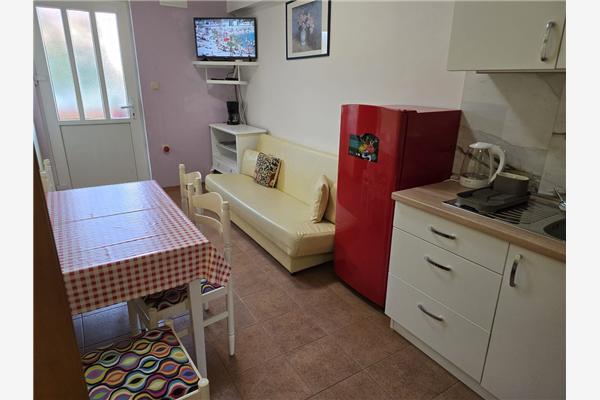 Apartment A4, for 3 persons