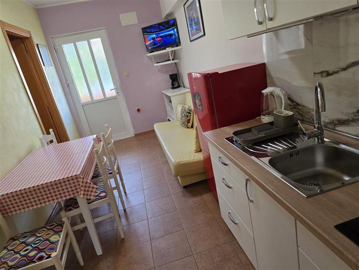 Apartment A4, for 3 persons