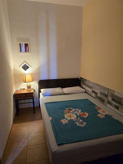 Apartment A4, for 3 persons