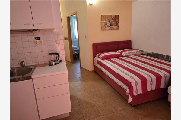 Apartment A6, for 3 persons