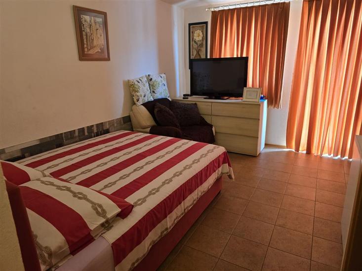 Apartment A6, for 3 persons