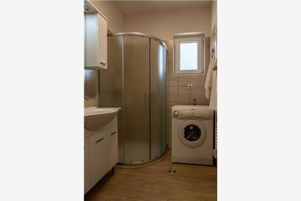 Apartman A1, na 5 osebe