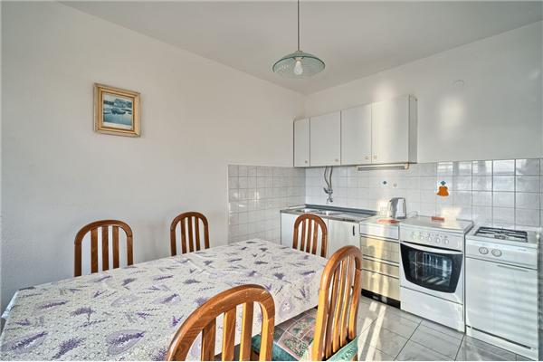 Apartment A1, for 6 persons