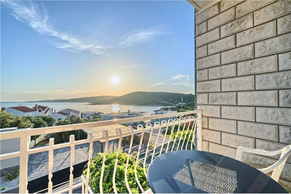 Apartment A1, for 6 persons