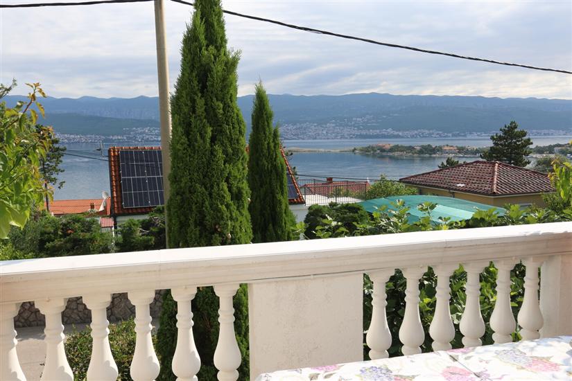 Apartment A1, for 7 persons