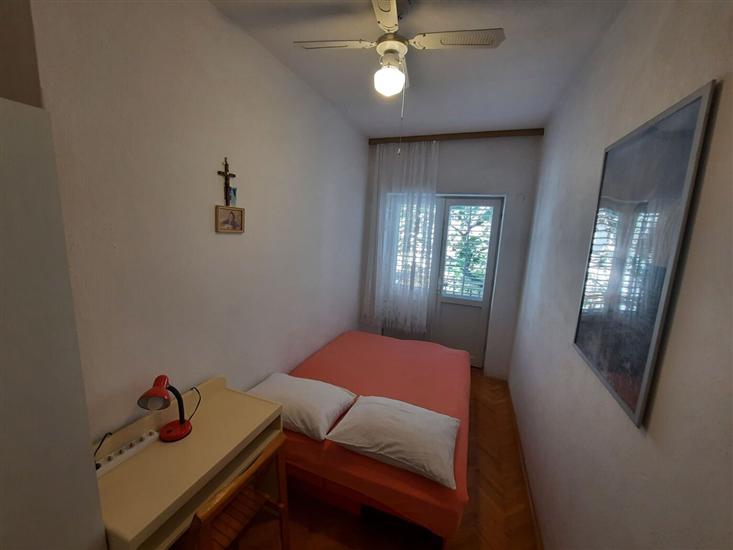 Apartment A1, for 8 persons