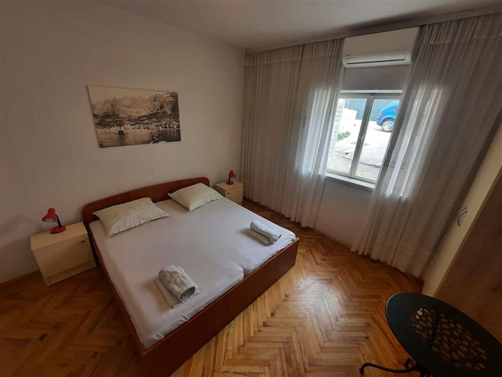Apartment A1, for 8 persons