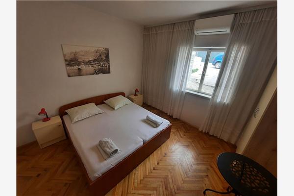 Apartment A1, for 8 persons