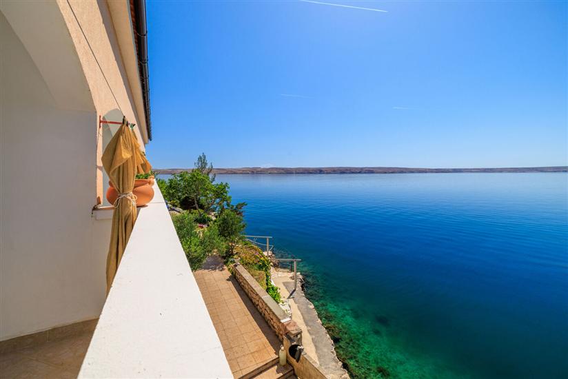 Apartment A5, for 4 persons