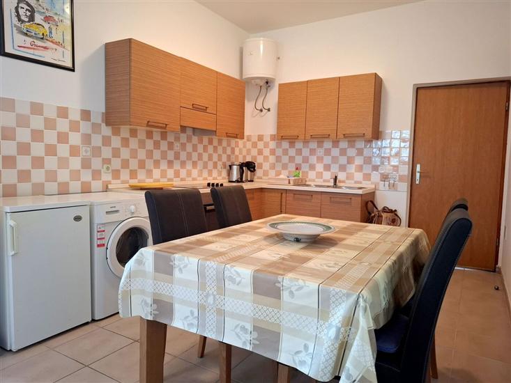 Apartment A2, for 3 persons