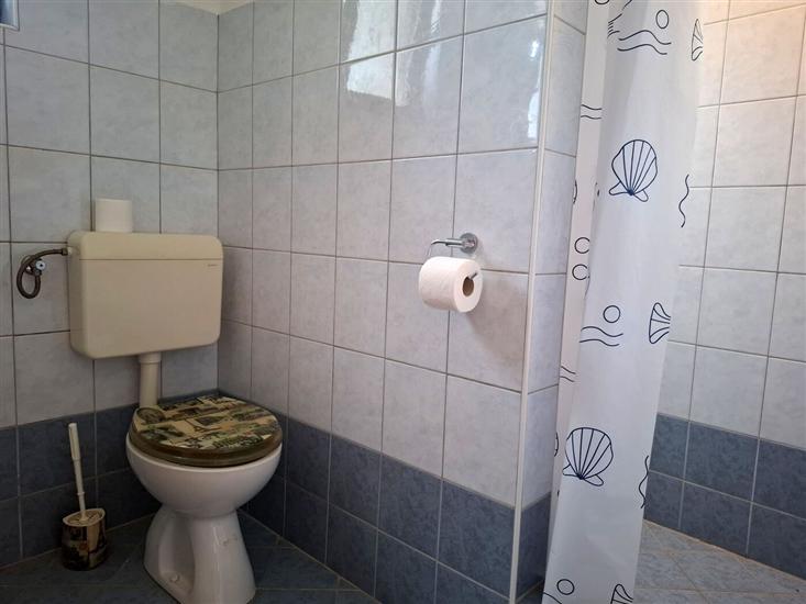 Apartment A2, for 3 persons