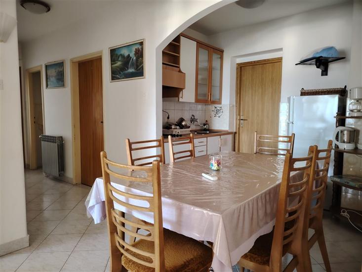 Apartment A3, for 5 persons