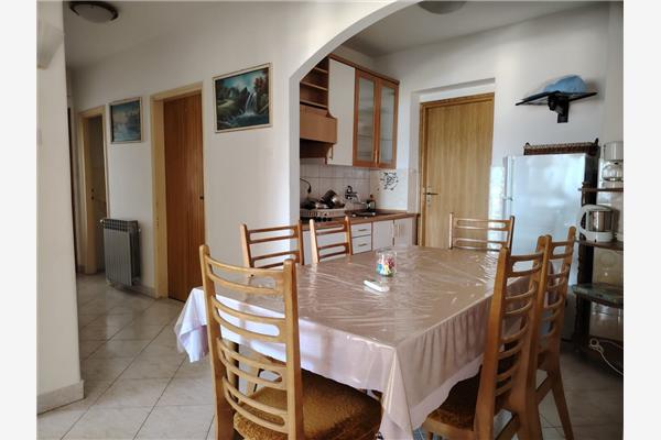 Apartment A3, for 5 persons