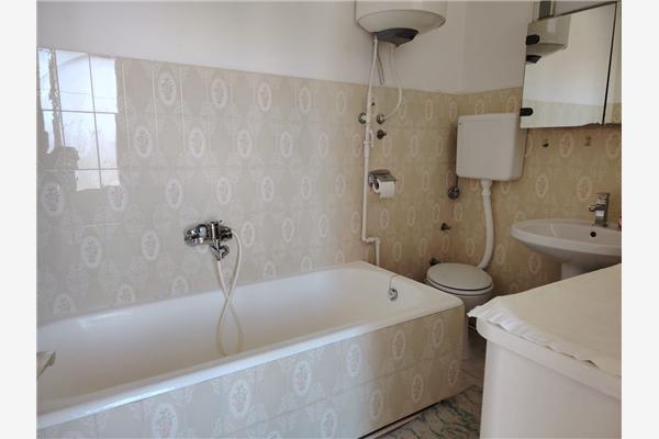 Apartment A3, for 5 persons