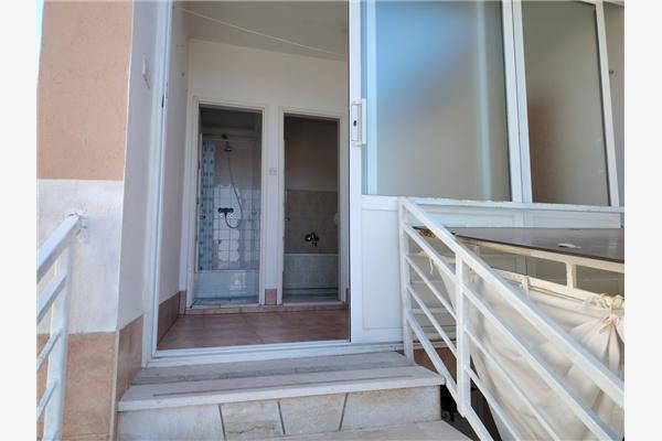 Apartment A3, for 5 persons