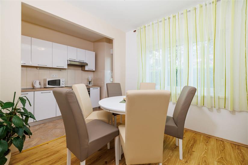 Apartment A1, for 6 persons