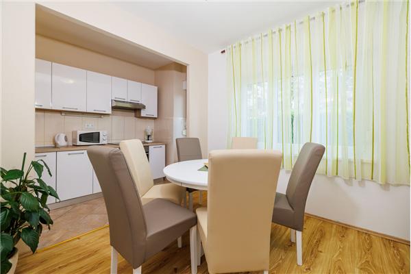 Apartment A1, for 6 persons