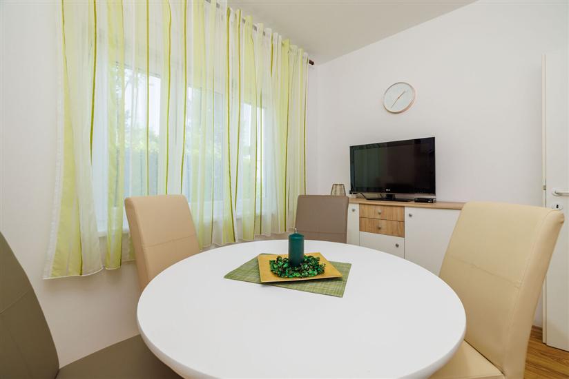 Apartment A1, for 6 persons