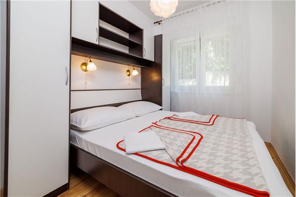 Apartment A1, for 6 persons