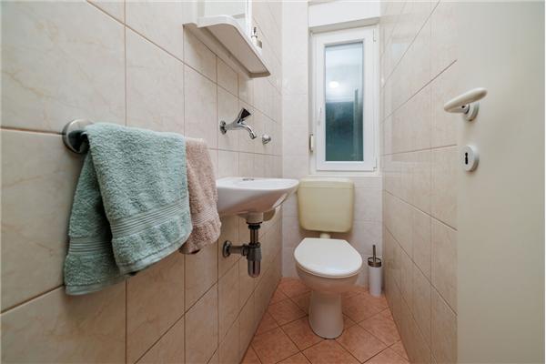 Apartment A1, for 6 persons