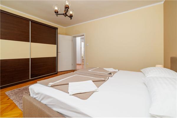 Apartment A1, for 6 persons