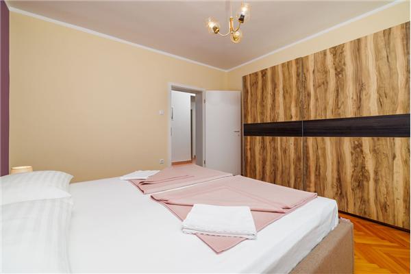 Apartment A1, for 6 persons