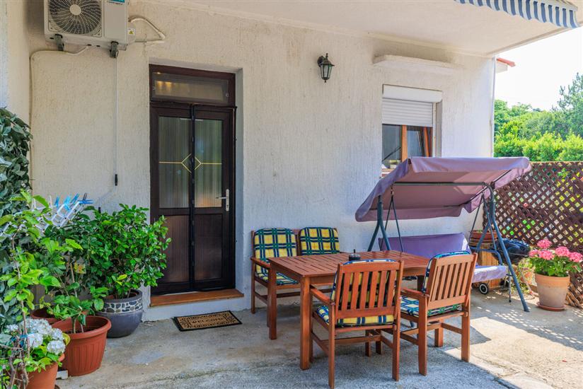 Apartment A2, for 3 persons