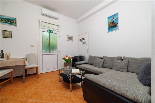 Apartment A2, for 3 persons