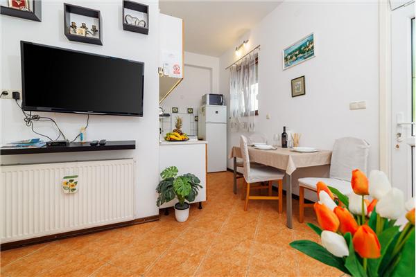 Apartment A2, for 3 persons