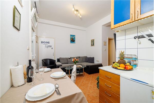 Apartment A2, for 3 persons