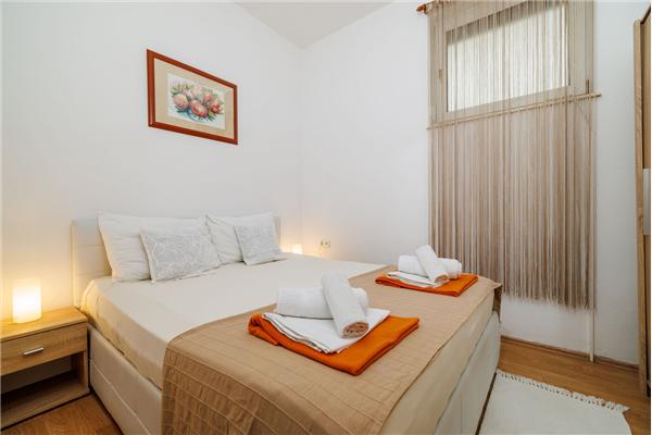 Apartment A2, for 3 persons