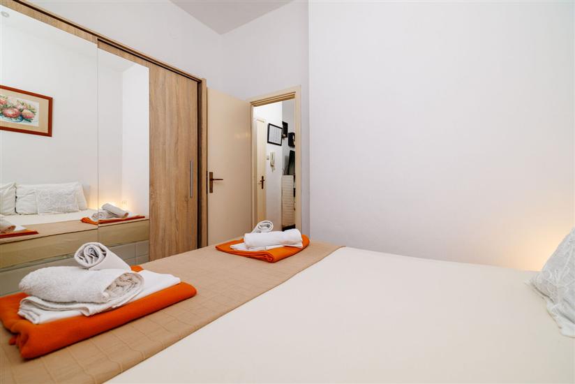 Apartment A2, for 3 persons