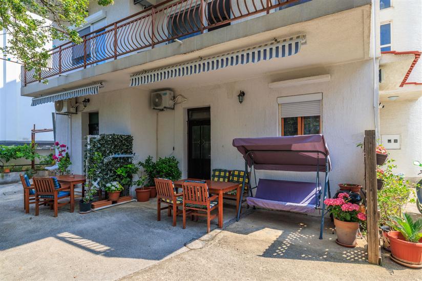 Apartment A2, for 3 persons