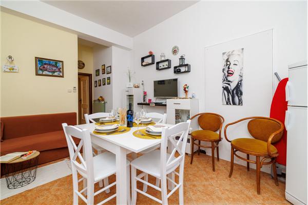 Apartment A1, for 3 persons