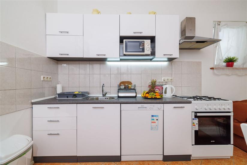 Apartment A1, for 3 persons