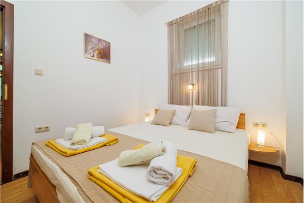 Apartment A1, for 3 persons