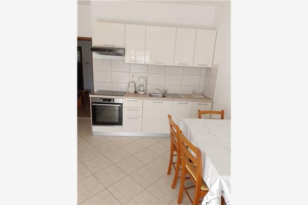 Apartment A1, for 6 persons